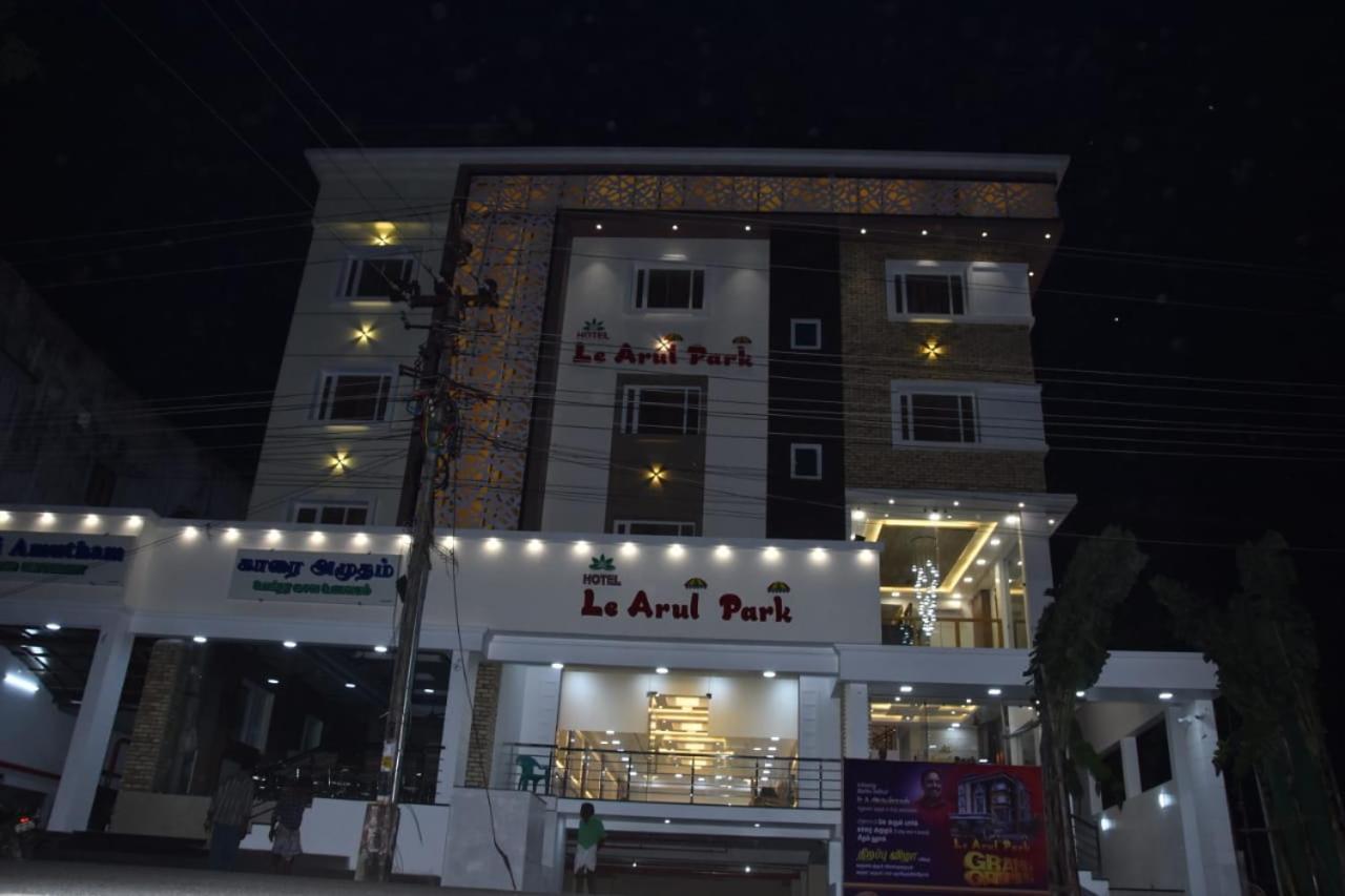 Le Arul Park Hotell Karaikal Exteriör bild