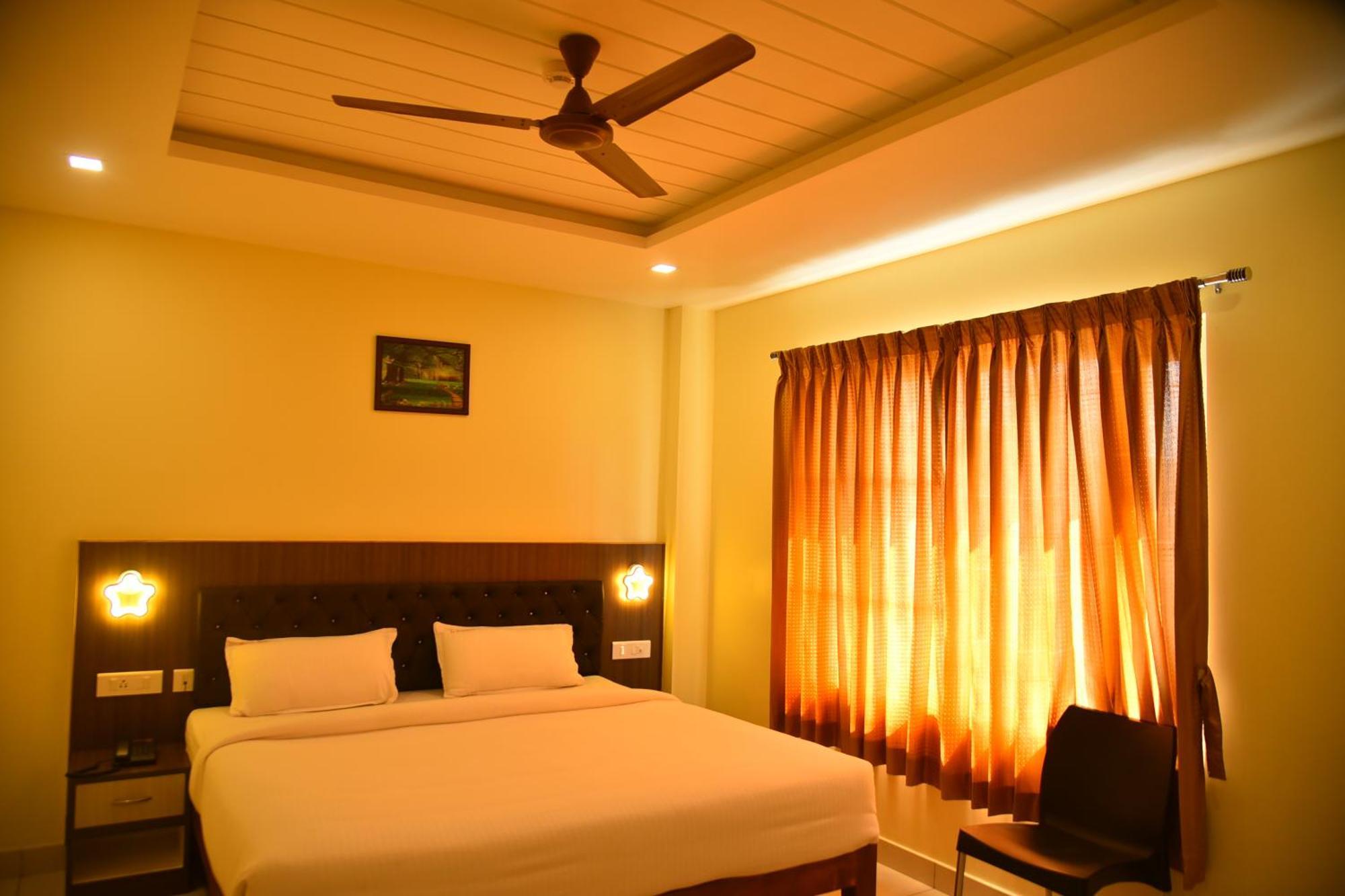 Le Arul Park Hotell Karaikal Rum bild